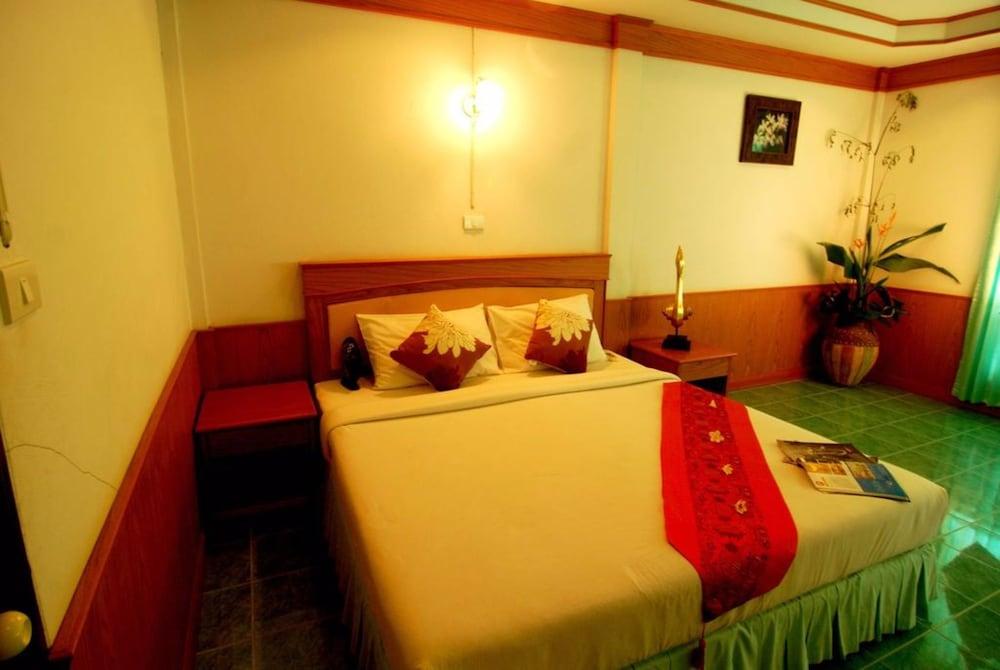 Dream Team Beach Resort Ko Lanta Extérieur photo